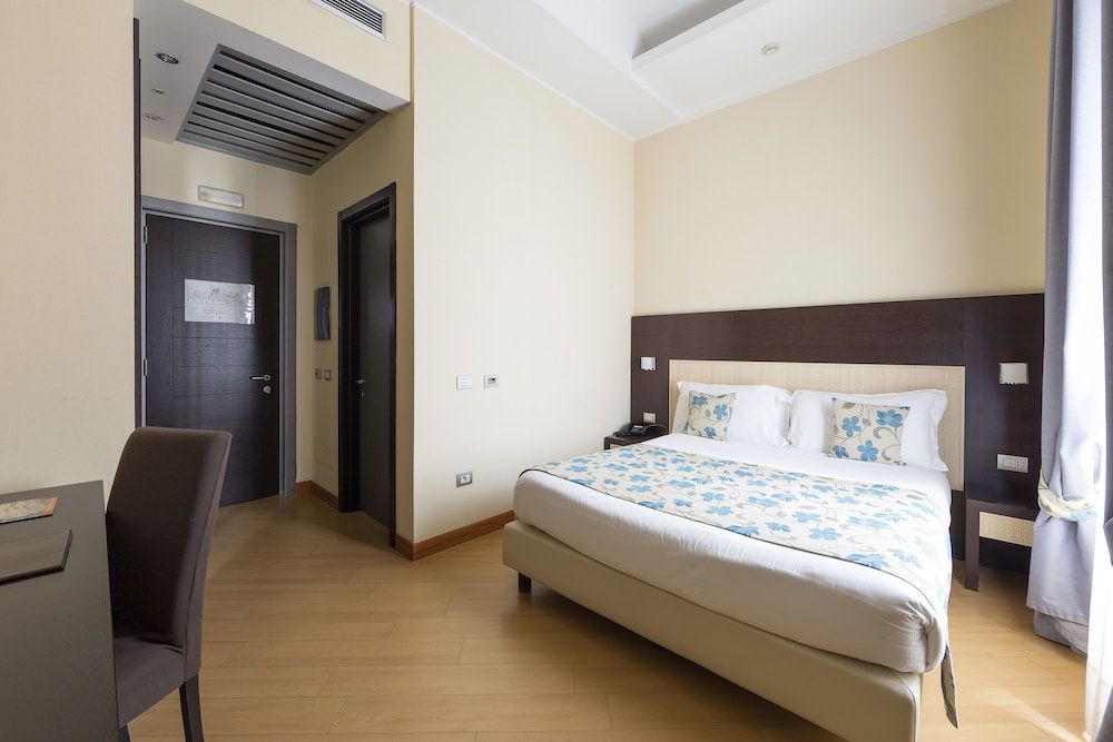 Hotel Naples Classic Double Room