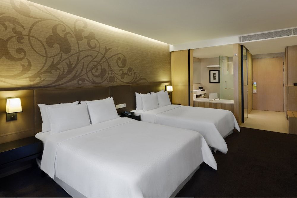 Room, 2 Queen Beds, Non Smoking, Corner