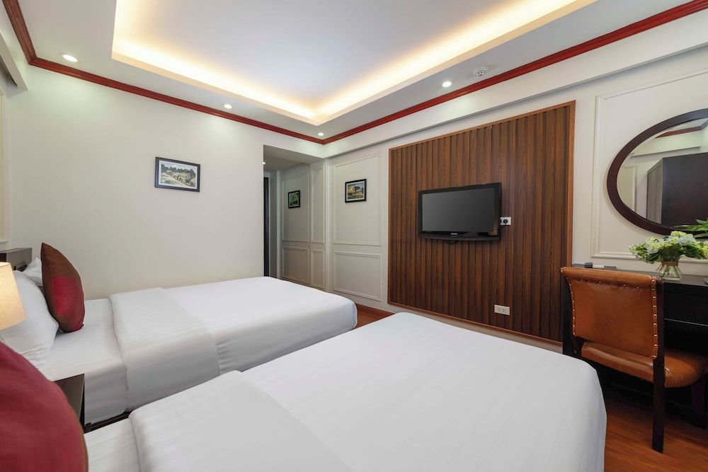 Deluxe Double or Twin Room