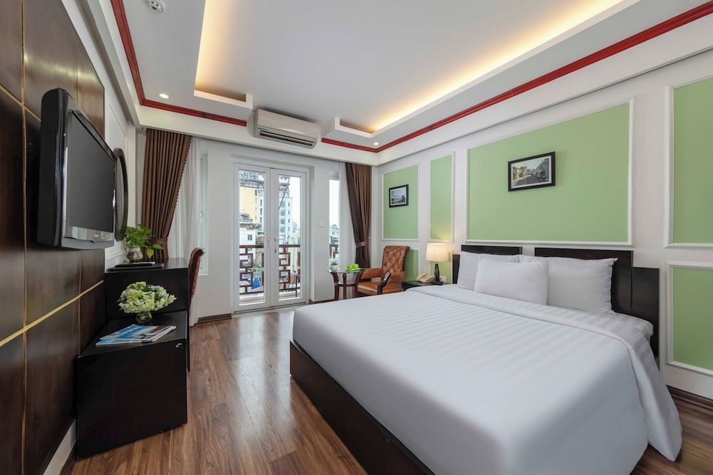 Viet Premium Hotel by Lake View Hospitality
