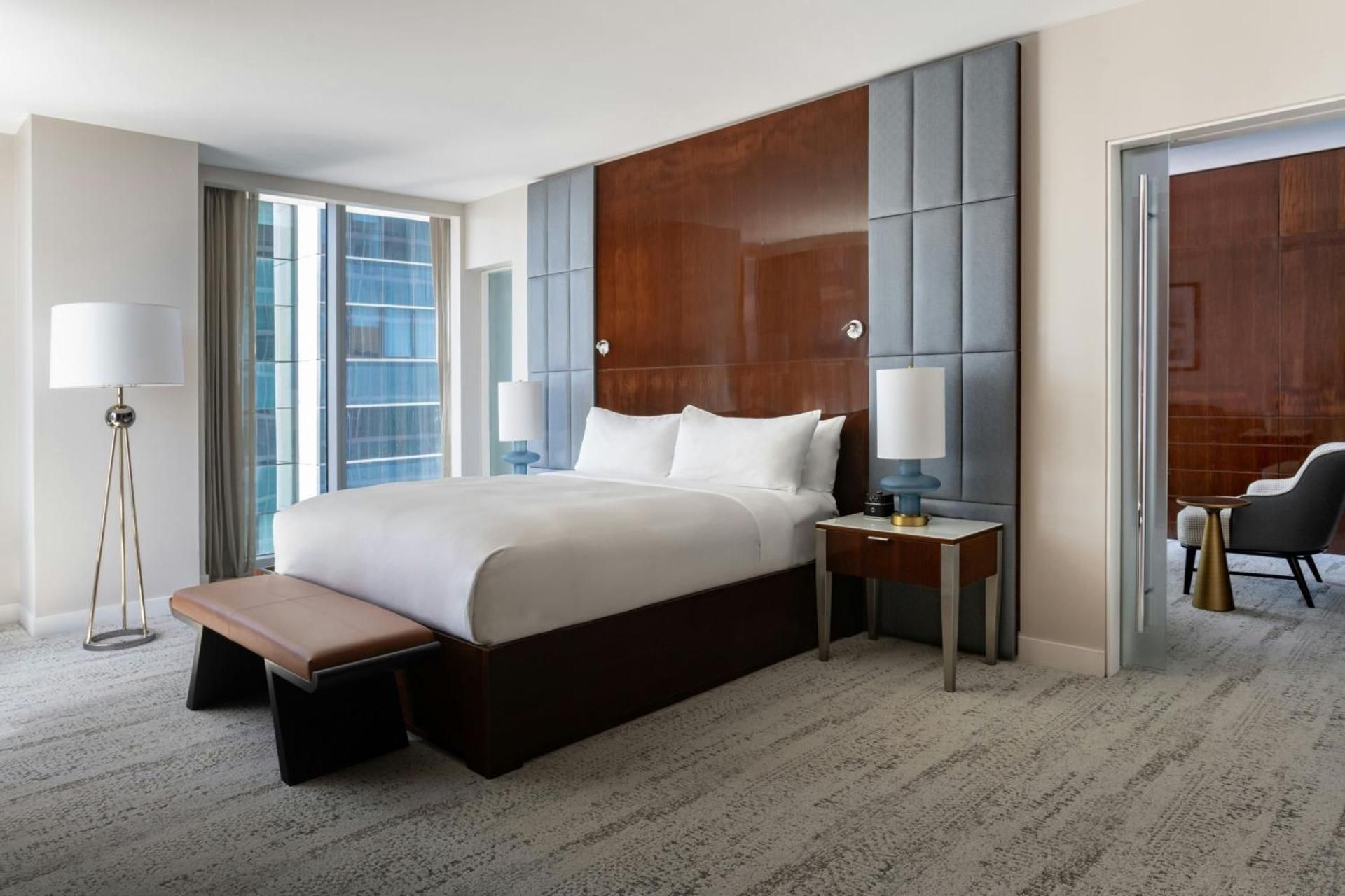 undefined JW Marriott Marquis Miami 7