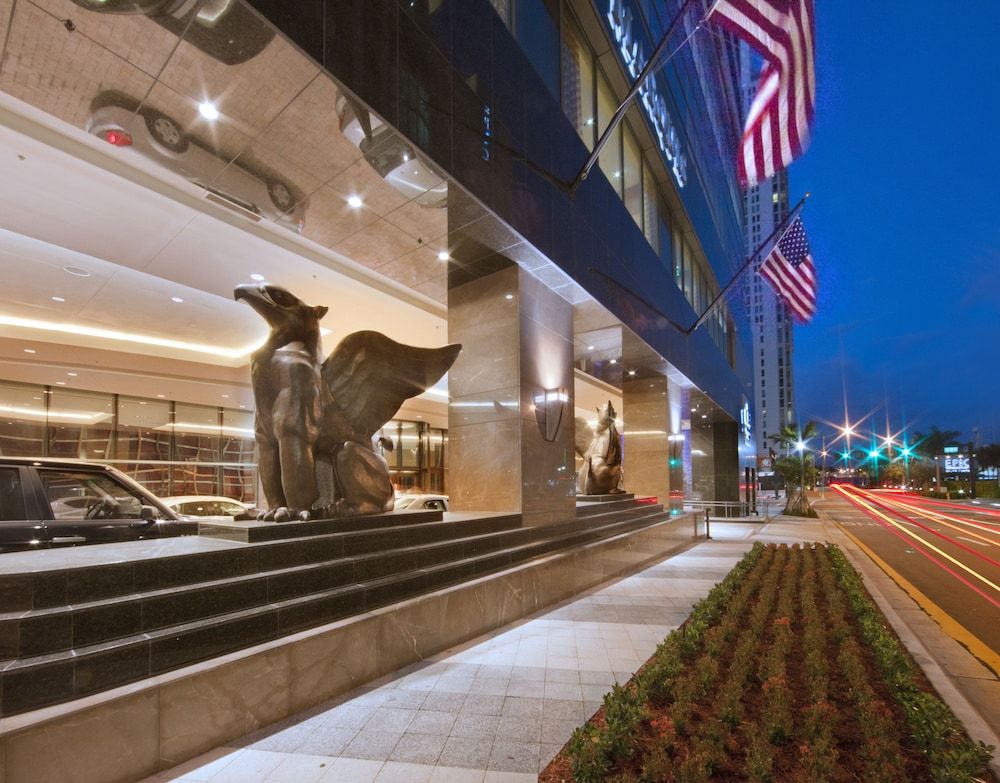 undefined JW Marriott Marquis Miami 5