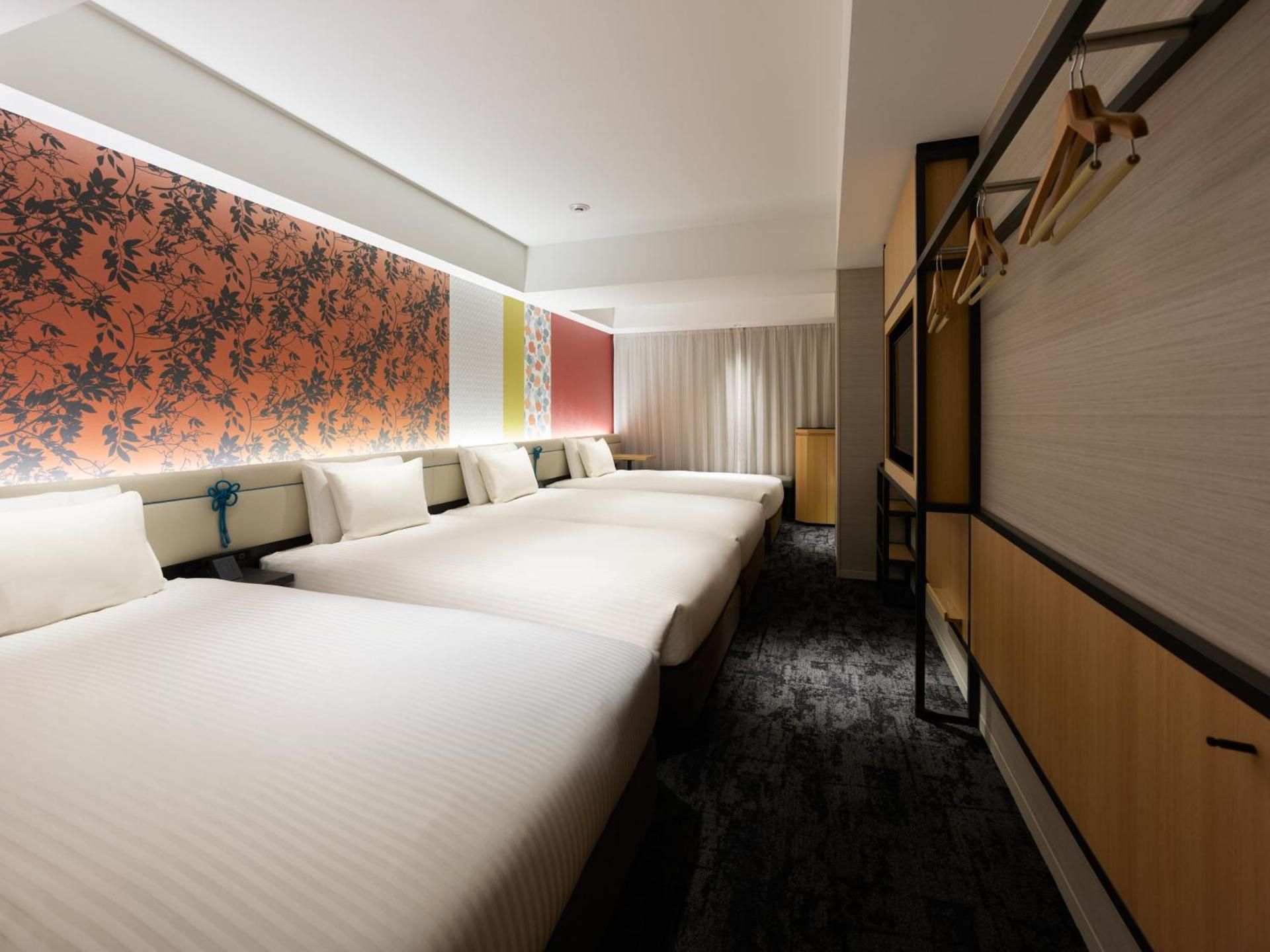 Superior - 4 Beds