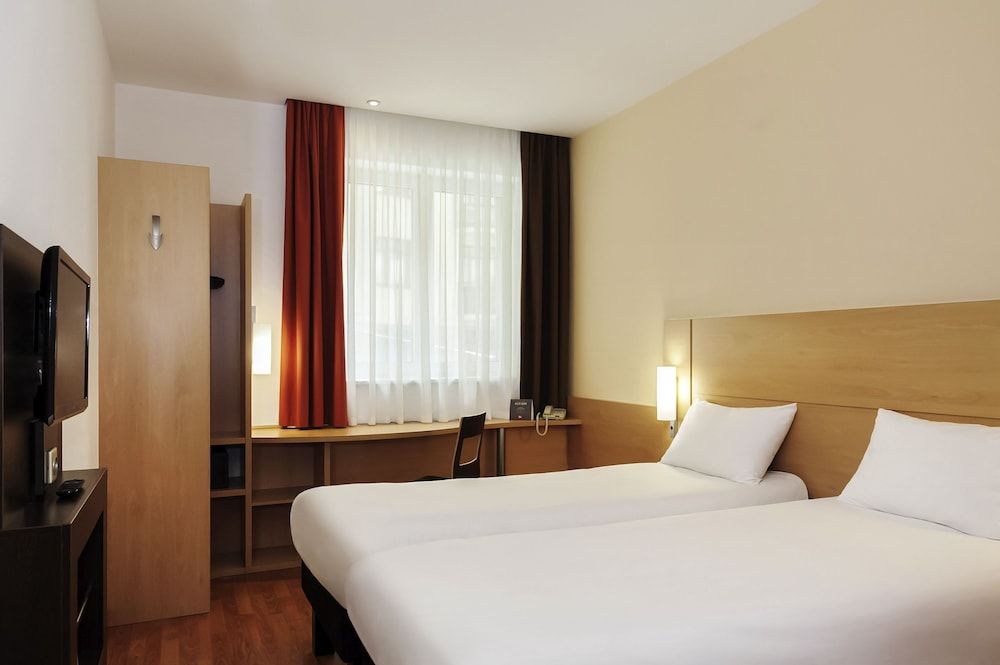 ibis Geneve Petit Lancy Twin Room, 2 Twin Beds 2