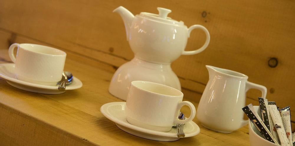 Hotel Astra Superior Room, Jetted Tub, Mountain View 5