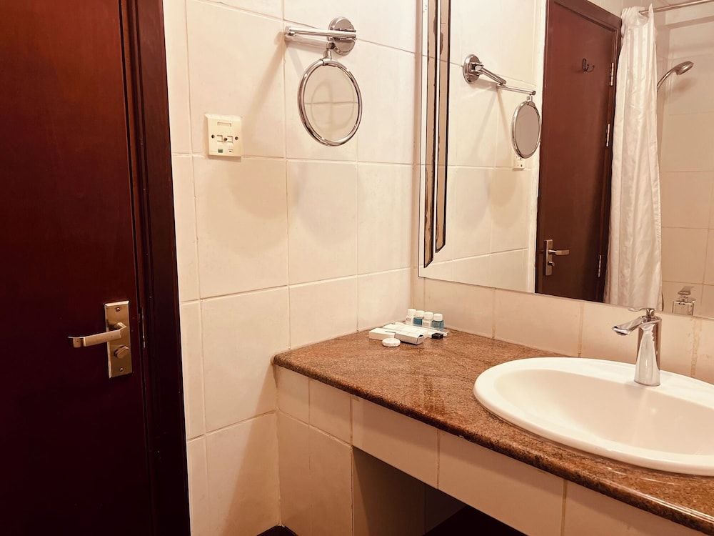 Inter Luxury Hotel Deluxe Room, 1 Bedroom 7