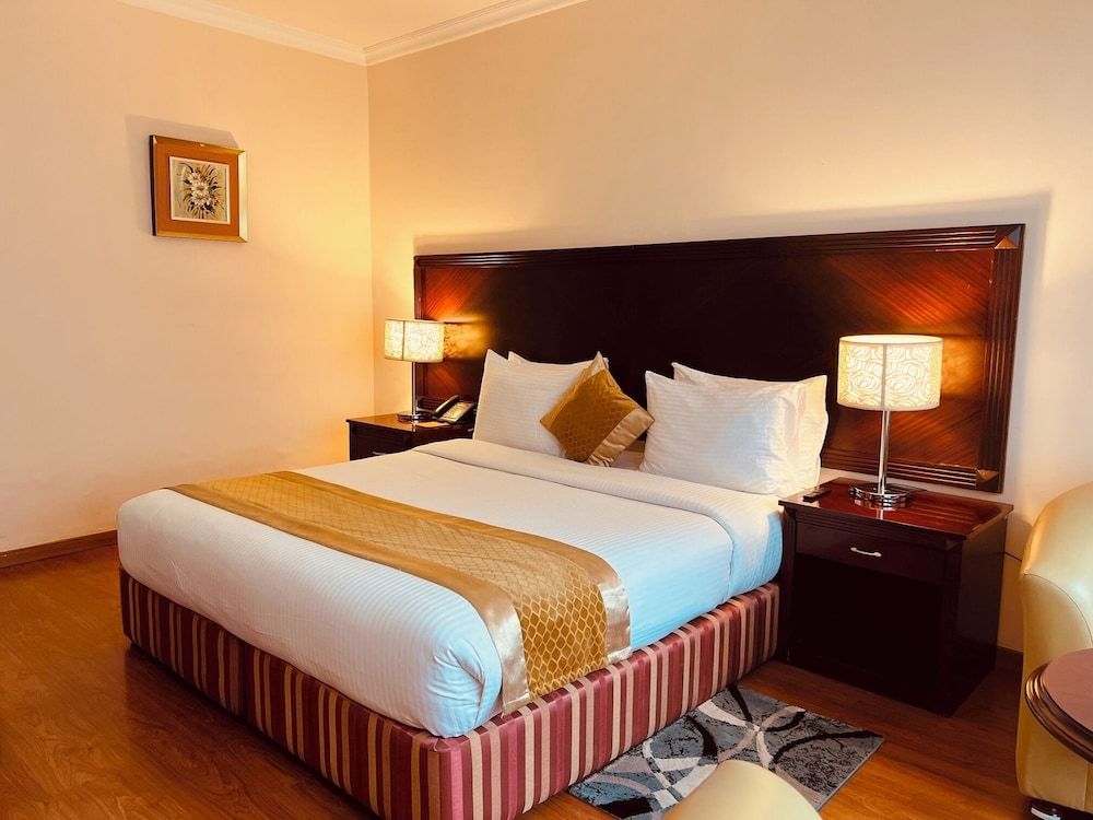 Inter Luxury Hotel Deluxe Room, 1 Bedroom 5