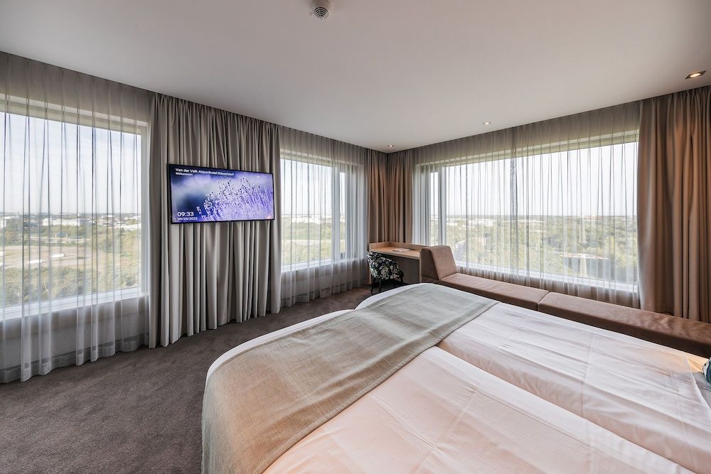 Comfort Room (Panorama view)