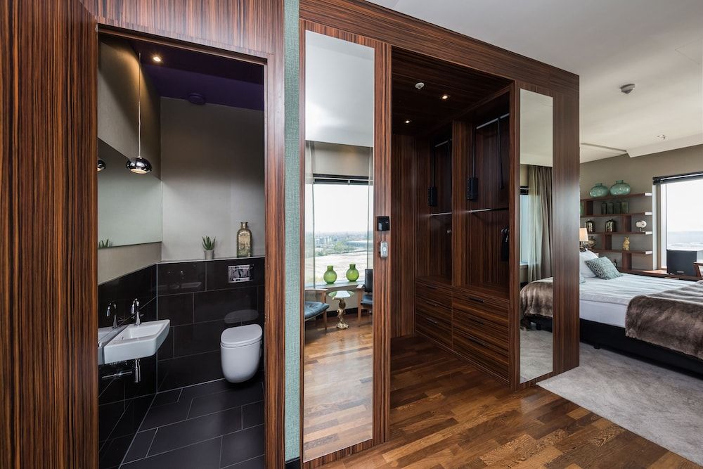 undefined Van der Valk Hotel Düsseldorf 8