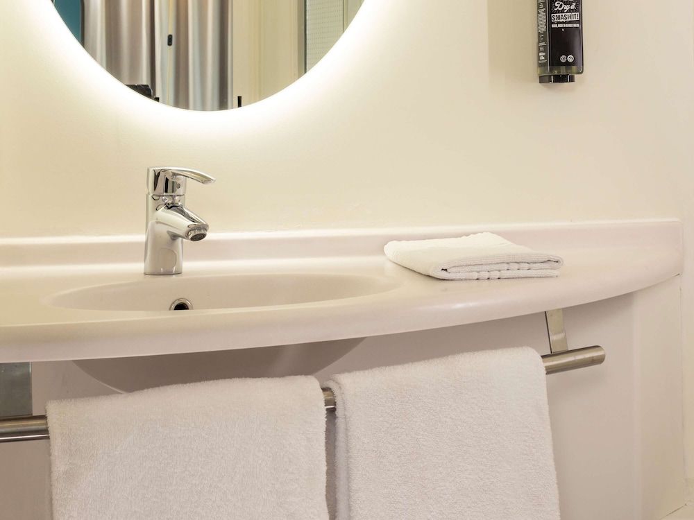 Ibis Marseille Centre Euromed Standard Room, 1 Double Bed 7