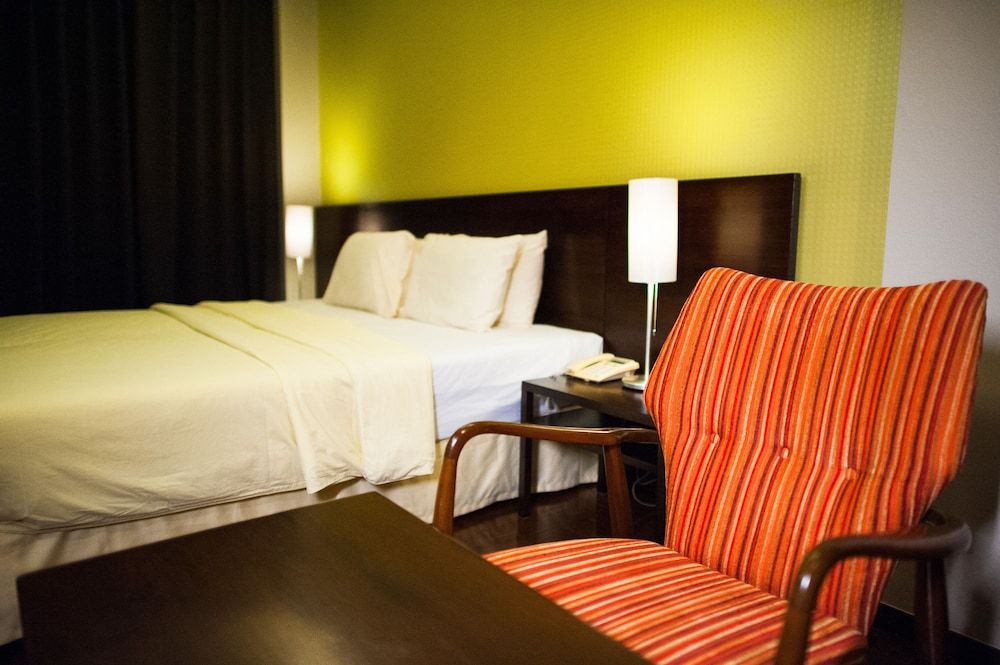 Baan Silom Soi 3 Deluxe King Bed Room 4