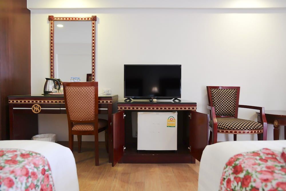 Pattaya Hiso Hotel Superior Twin Room 9