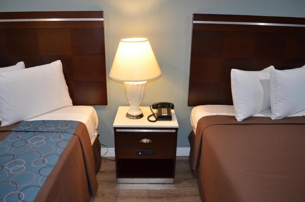Standard Room, 2 Queen Beds, Smoking