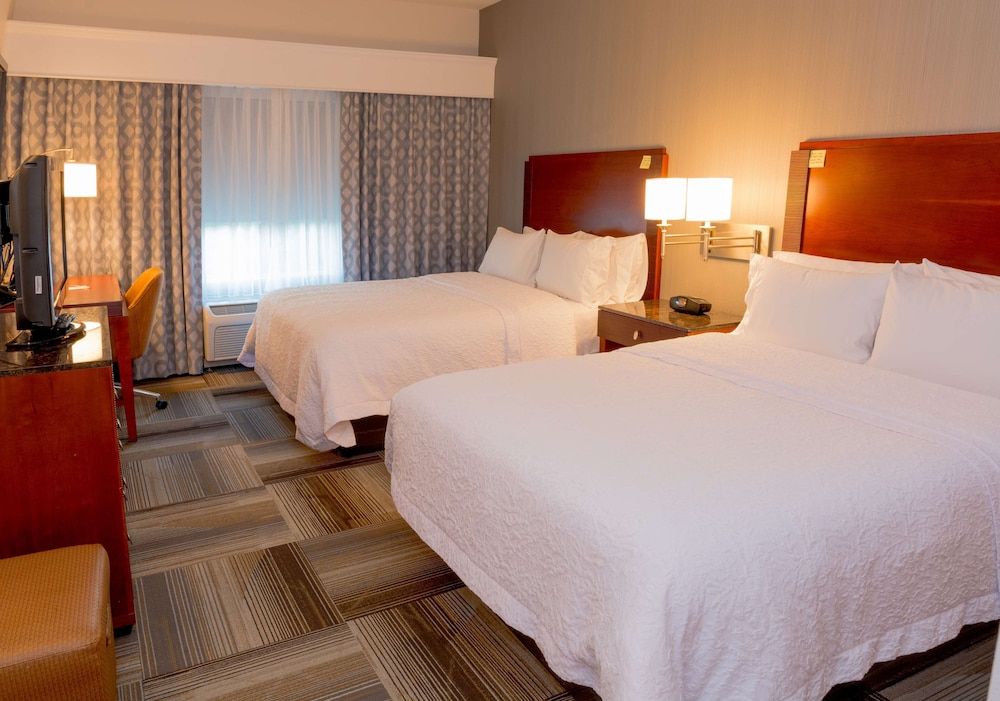 Room, 2 Queen Beds, Accessible, Non Smoking