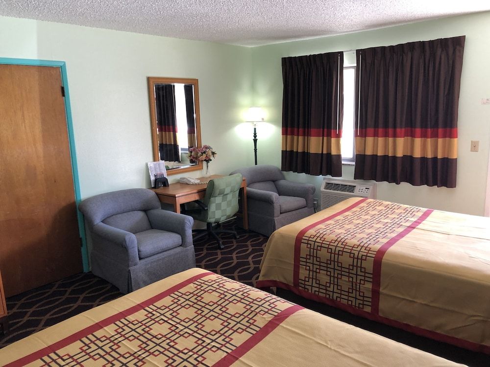 Klamath Motor Lodge Double Room, 2 Double Beds 2