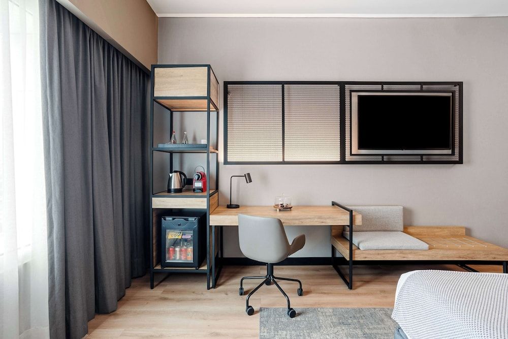 NH Collection Monterrey San Pedro Junior Room 5