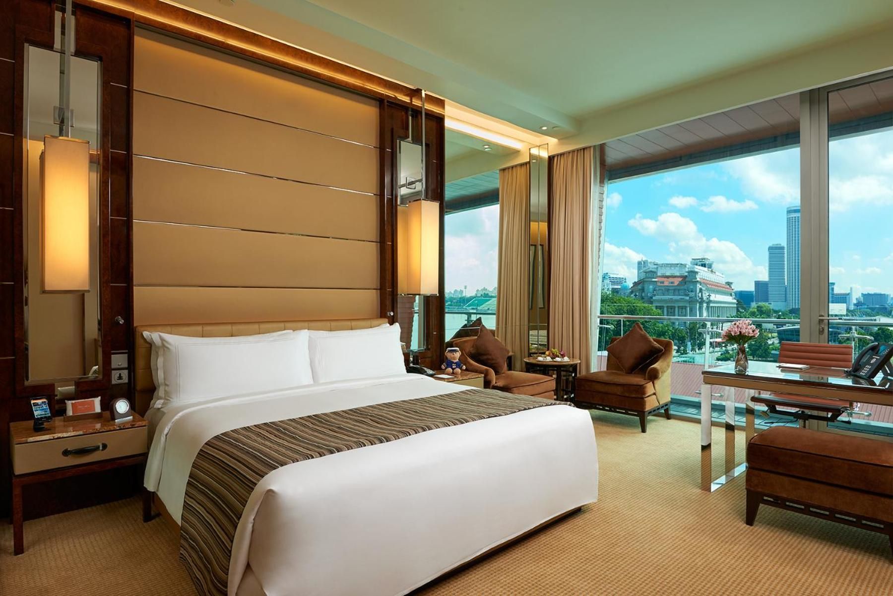 Taste the Good Life By The Bay Package - Premier Room with Complimentary Breakfast and 100 SGD net flexible Dining Credits per stay