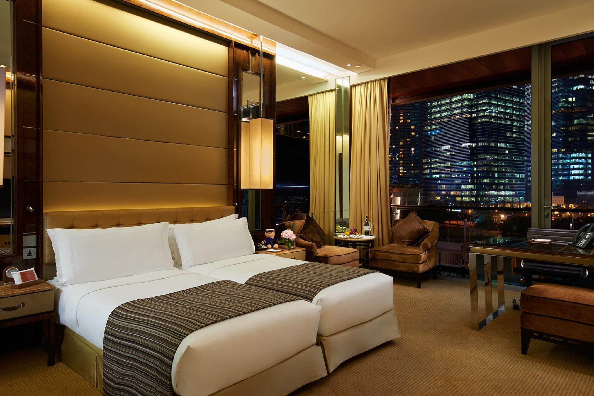 Deluxe Room Twin