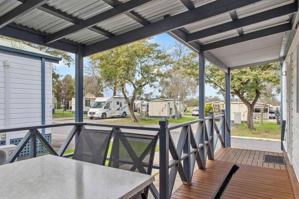 Discovery Parks - Swan Valley Standard 2 Bedroom Cabin 3