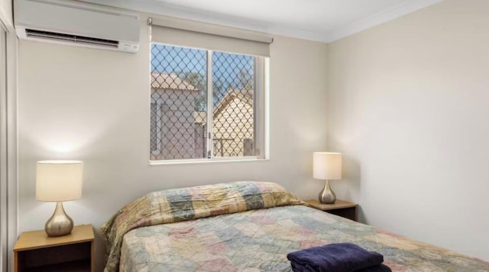 Discovery Parks - Pilbara, Karratha Superior 2 Bedroom Cabin - S4 (2 Queens)