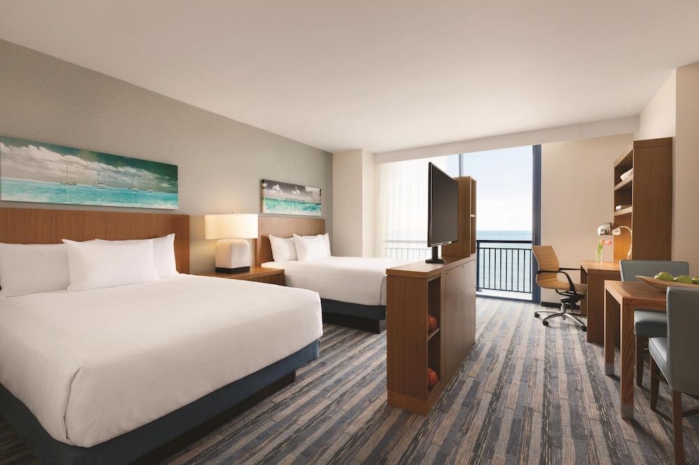 Studio Suite, Kitchenette, Oceanfront (2 Queen & 1 Sofa Bed)