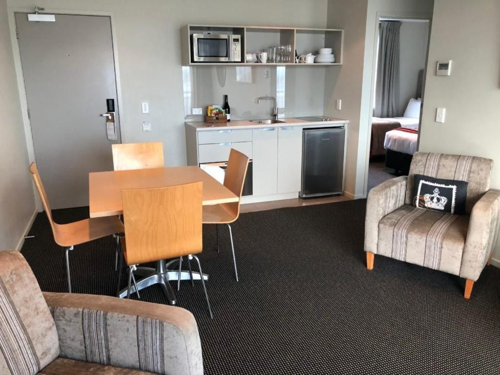 2 Bedroom Suite