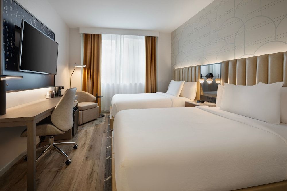 undefined Courtyard by Marriott New York Manhattan/SoHo 3