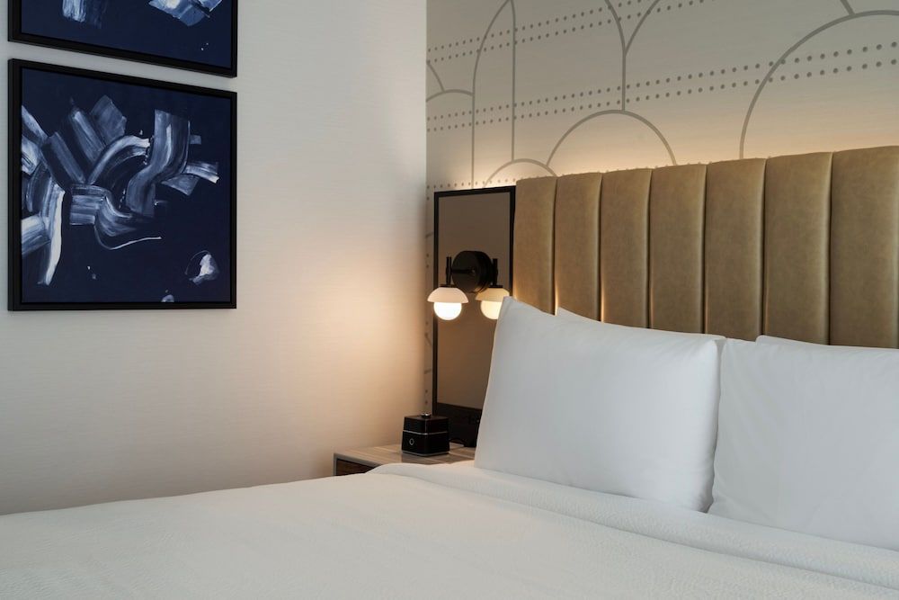 undefined Courtyard by Marriott New York Manhattan/SoHo 8