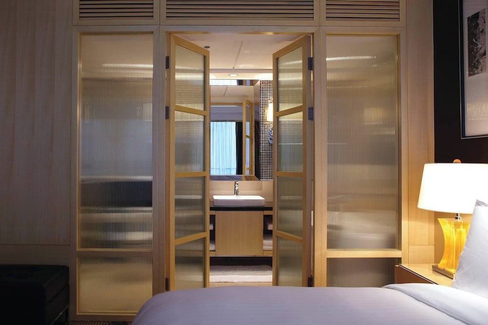 undefined Courtyard by Marriott Shanghai Central 10