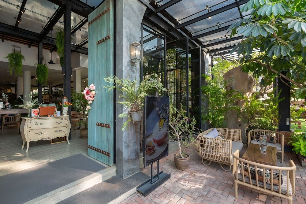 undefined Baan Laimai Beach Resort & Spa