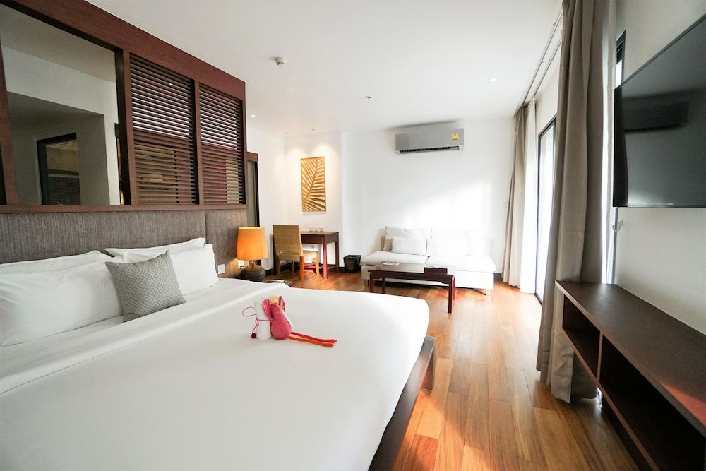 Deluxe Double or Twin Room, Garden View