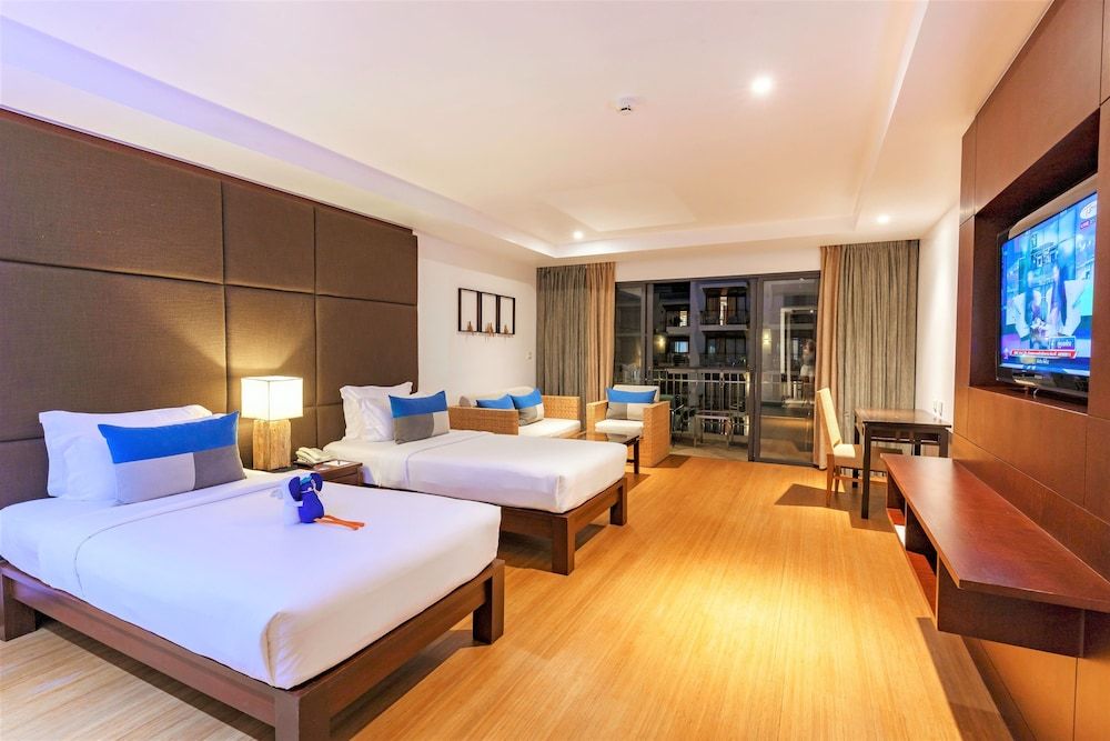 undefined Baan Laimai Beach Resort & Spa 5
