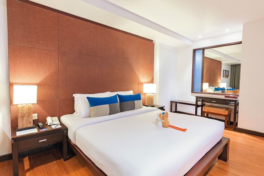 undefined Baan Laimai Beach Resort & Spa 6