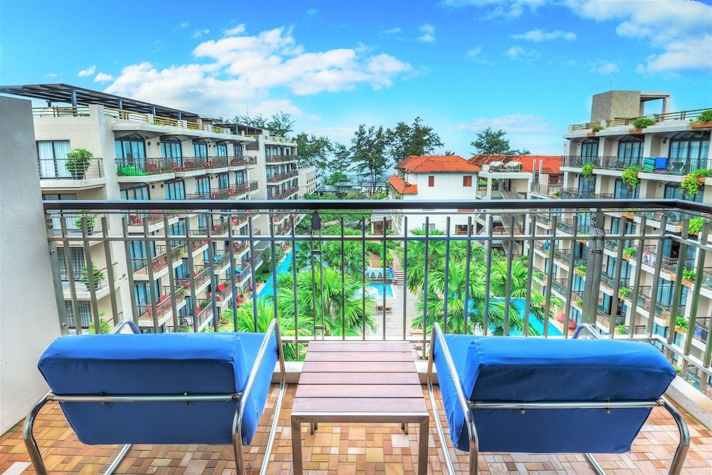 undefined Baan Laimai Beach Resort & Spa 3