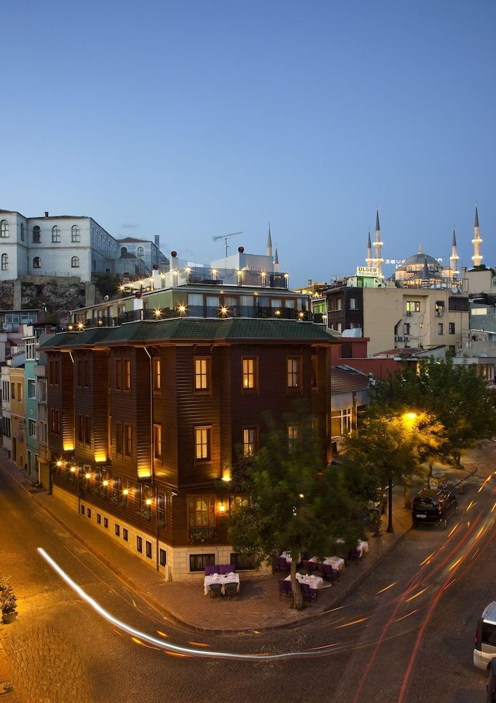 undefined GLK PREMIER The Home Suites & Spa - Boutique Class 2