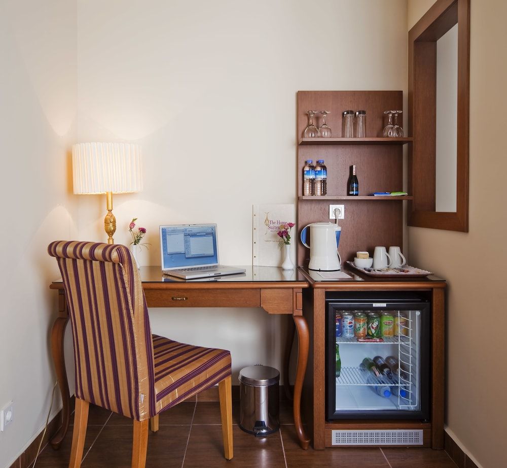 In-room business center