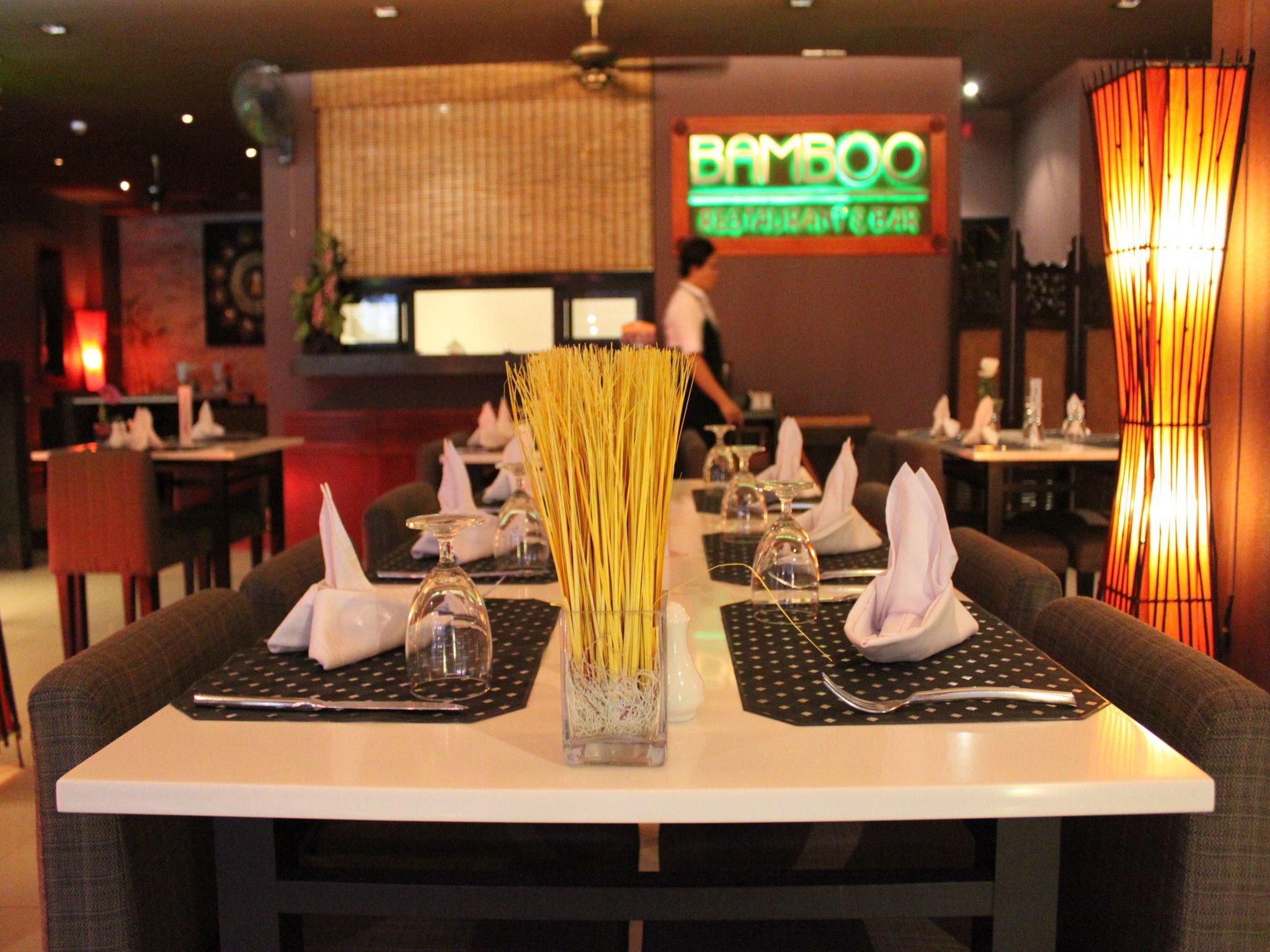 undefined Hemingway's Hotel 4