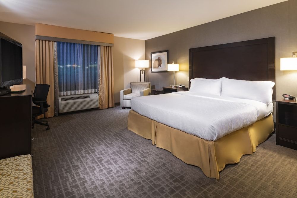 Standard Room, 1 King Bed
