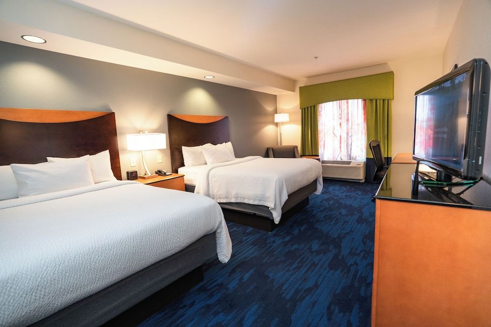 Room, 2 Queen Beds (Hearing Accessible)