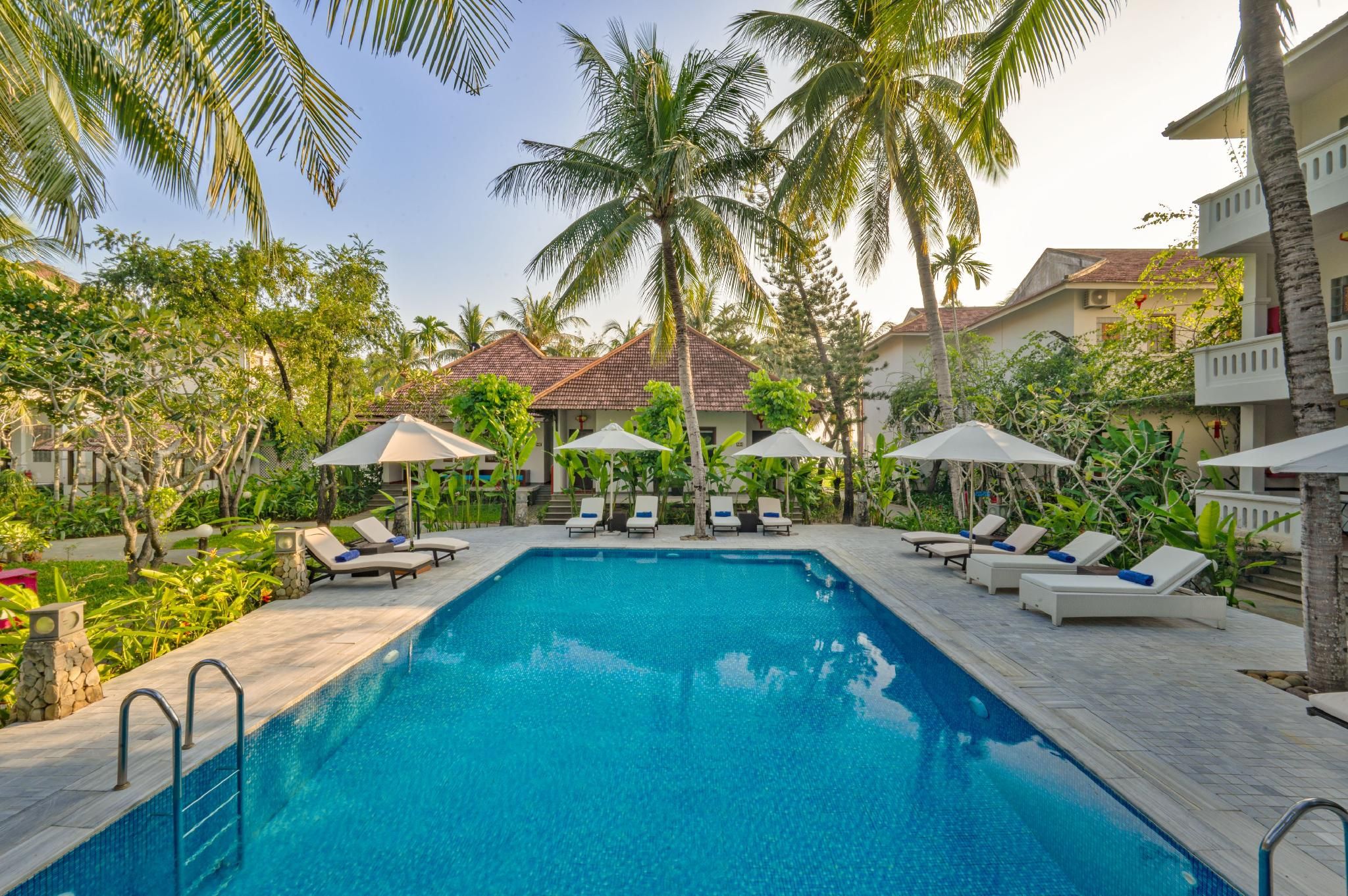 undefined Vinh Hung Riverside Resort 10