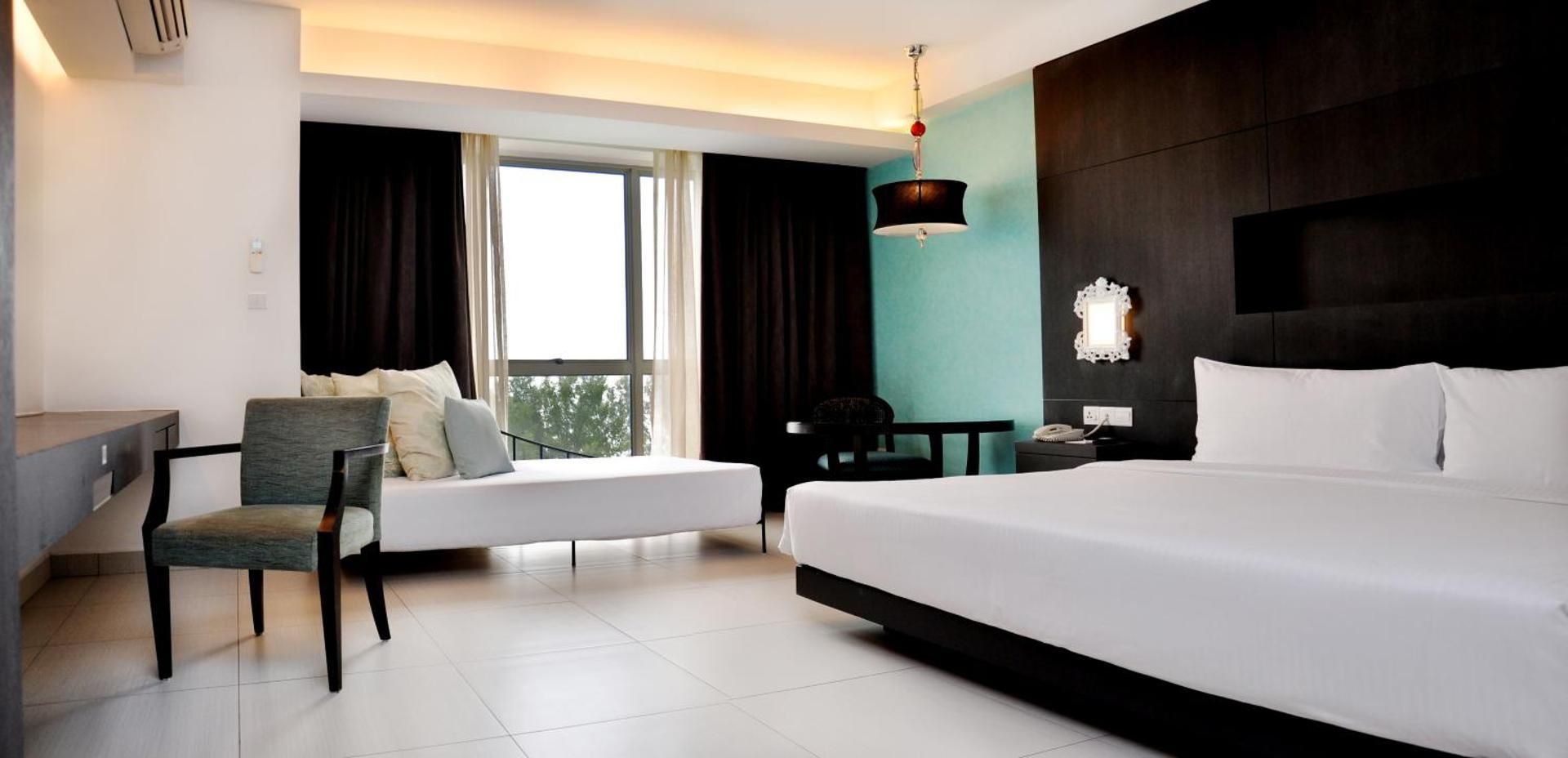 Avillion Admiral Cove Hotel Executive Studio Room 2