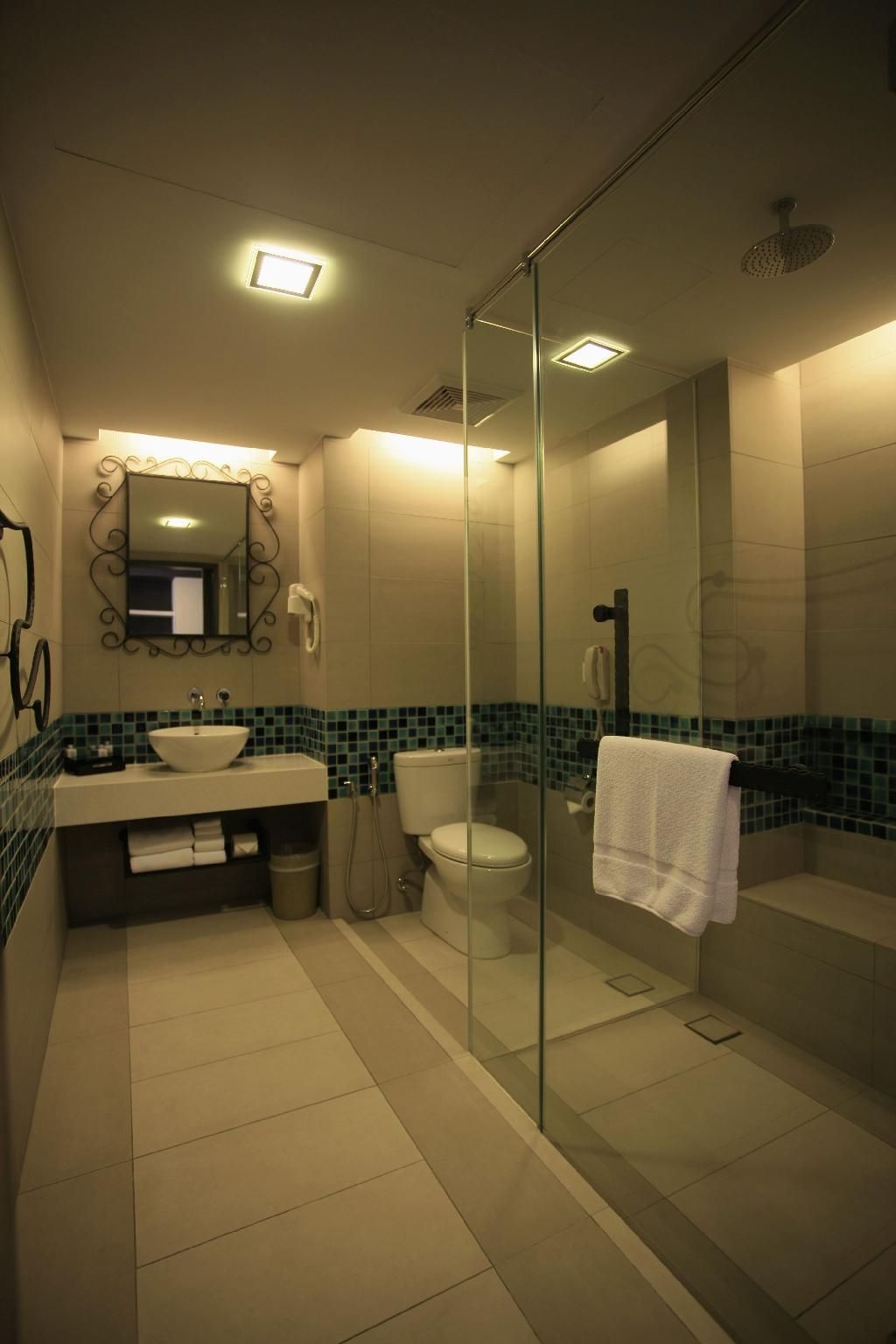 Avillion Admiral Cove Hotel Superior Twin Room 2