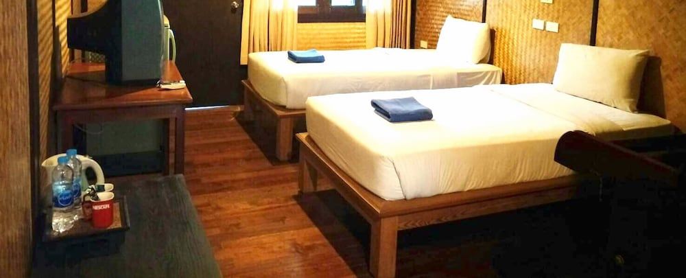 Nakakiri Resort & Spa Floating House (Raft) 5