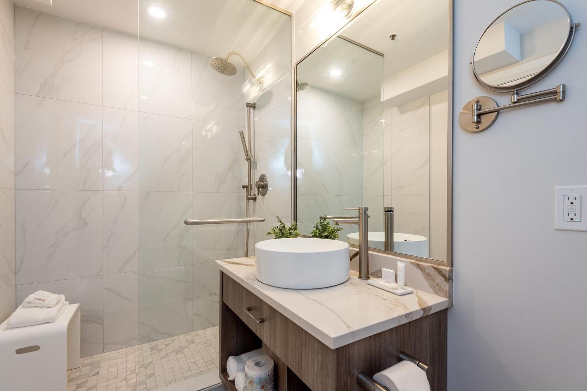 undefined Glenerin Inn 5