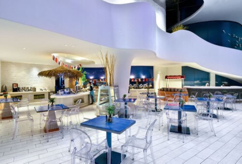 undefined Otique Aqua Hotel Shenzhen 10