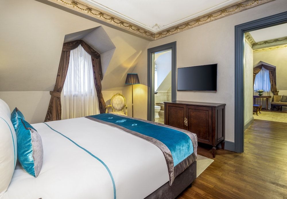 undefined Palazzo Donizetti Hotel - Special Class 10