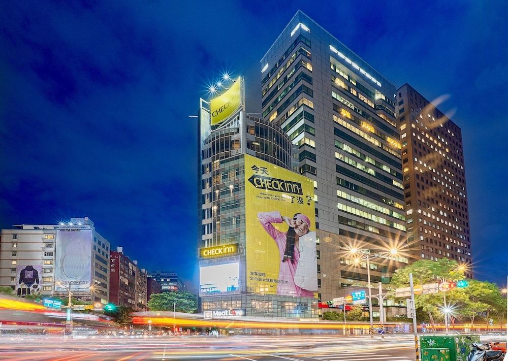 undefined CHECK inn Taipei Xinyi 8