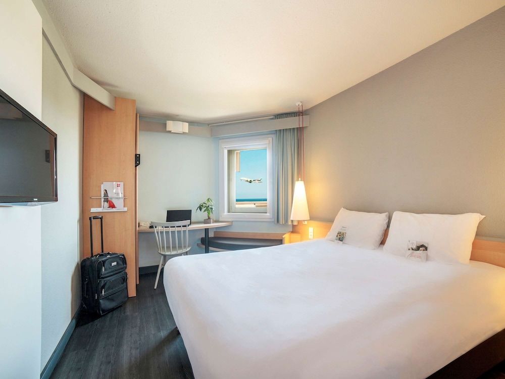 ibis Nice Aéroport Promenade des Anglais Standard Room, 1 Double Bed 7