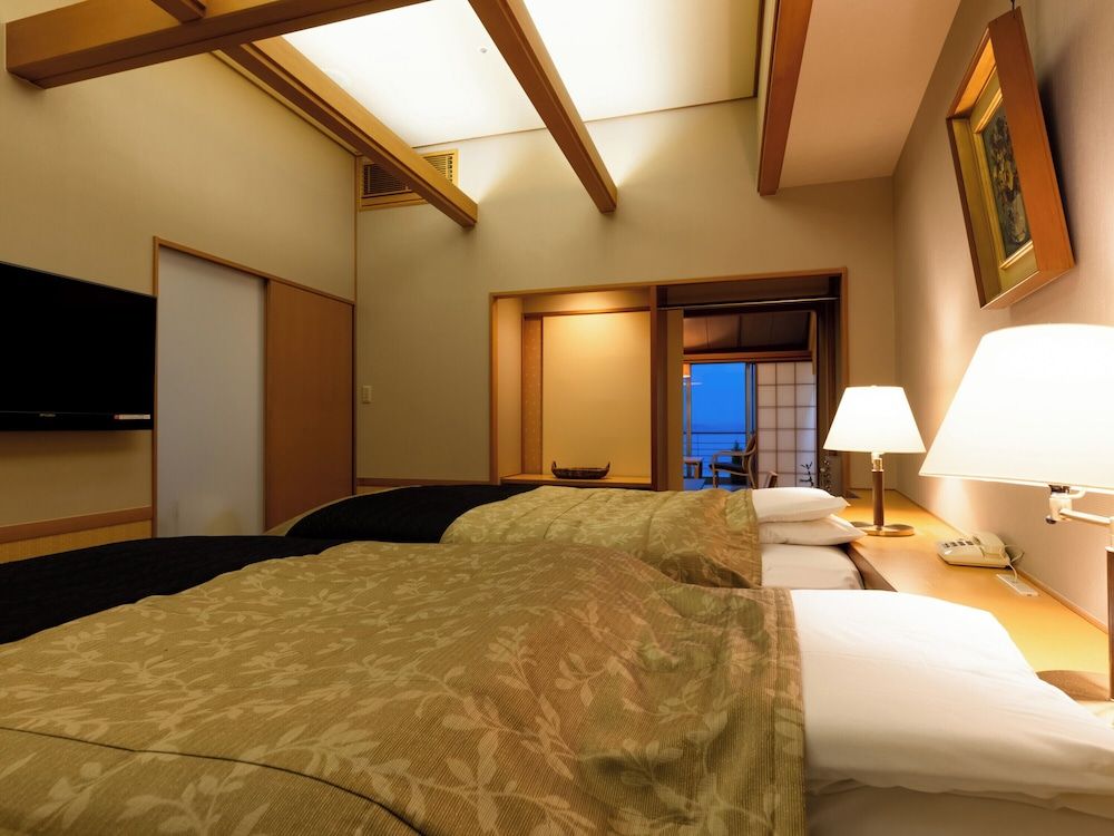 Suite, 1 Bedroom, Non Smoking, Lake View