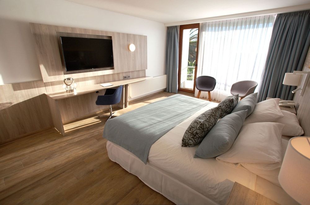 Yachting Hotel Quintero